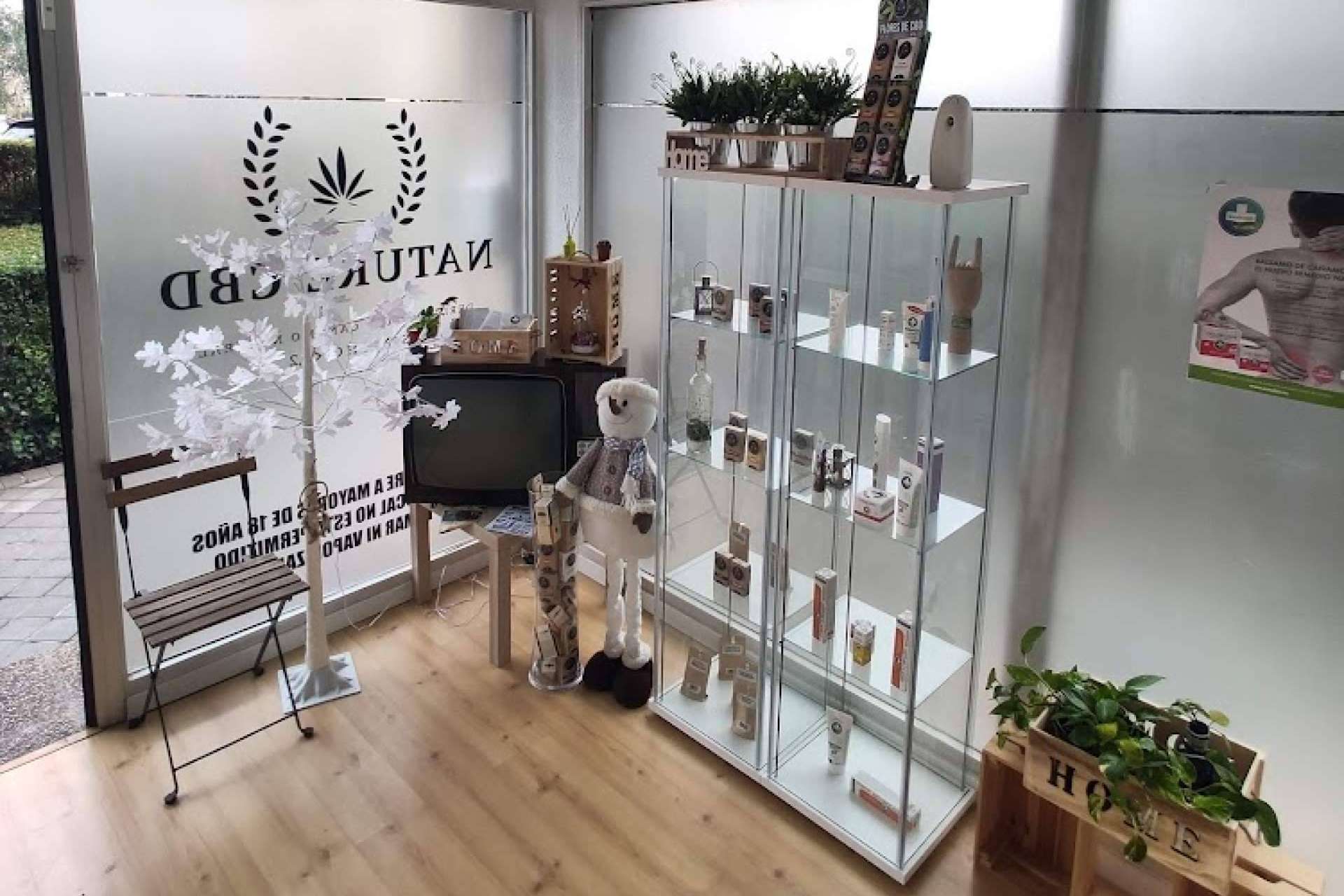 La Mal Querida Sativa: los beneficios del cáñamo impulsan el aumento de tiendas de CBD en España