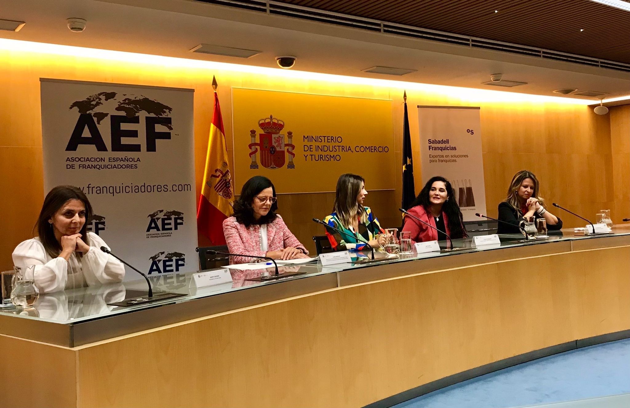 Mery Oaknin, CEO d-uñas, participa en la jornada de ‘La Mujer en la Franquicia’