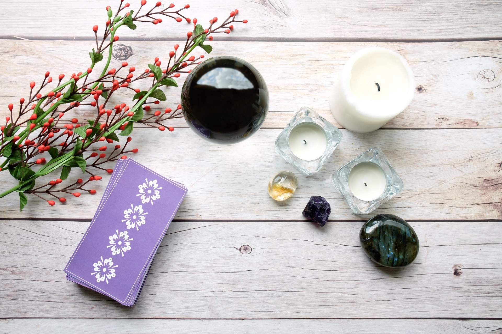 Videntes profesionales y expertas en el tarot amor, por Buenas Videntes