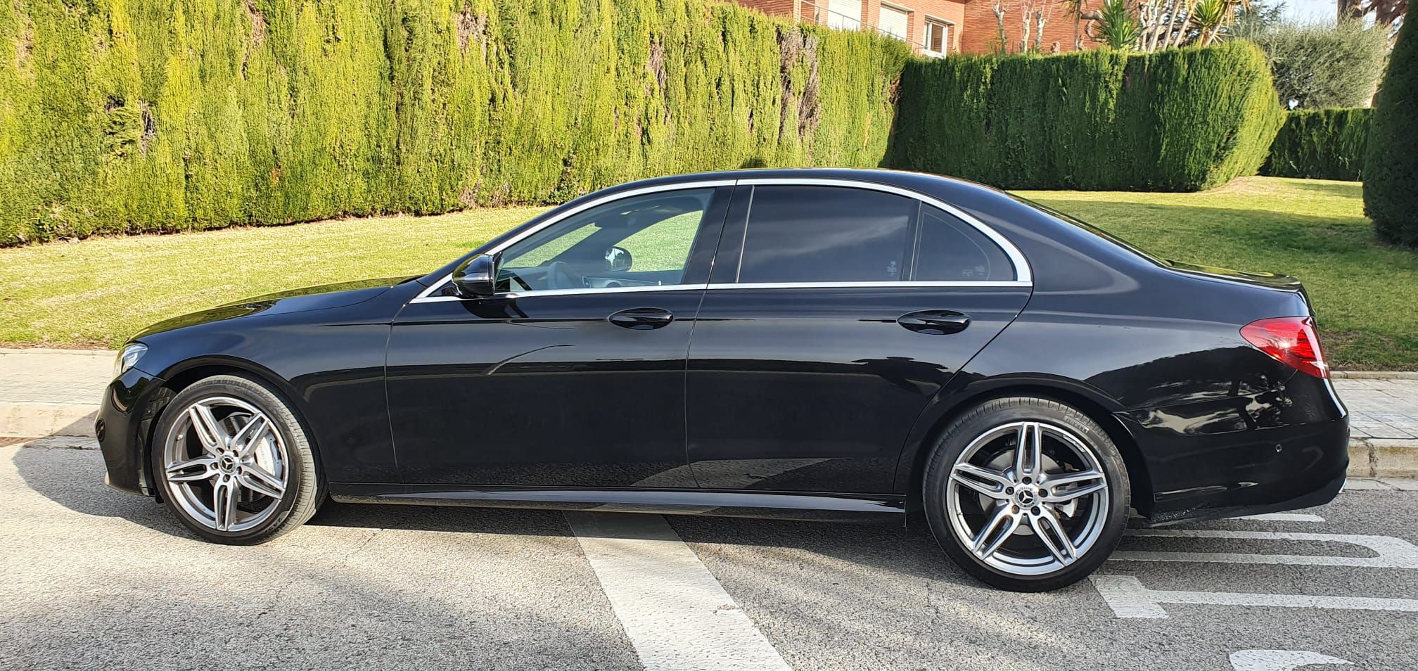 Nuevo sistema de reserva de alquiler de vehículo con conductor en choferprivadobarcelona.com