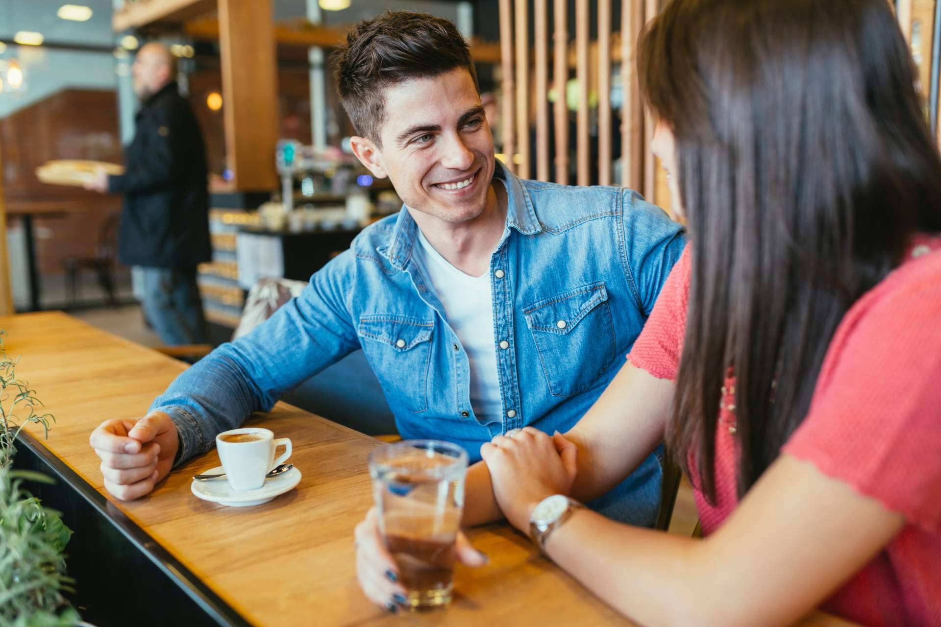 Comunidad de parejas swingers o parejas liberales en Solo Adultos Dating