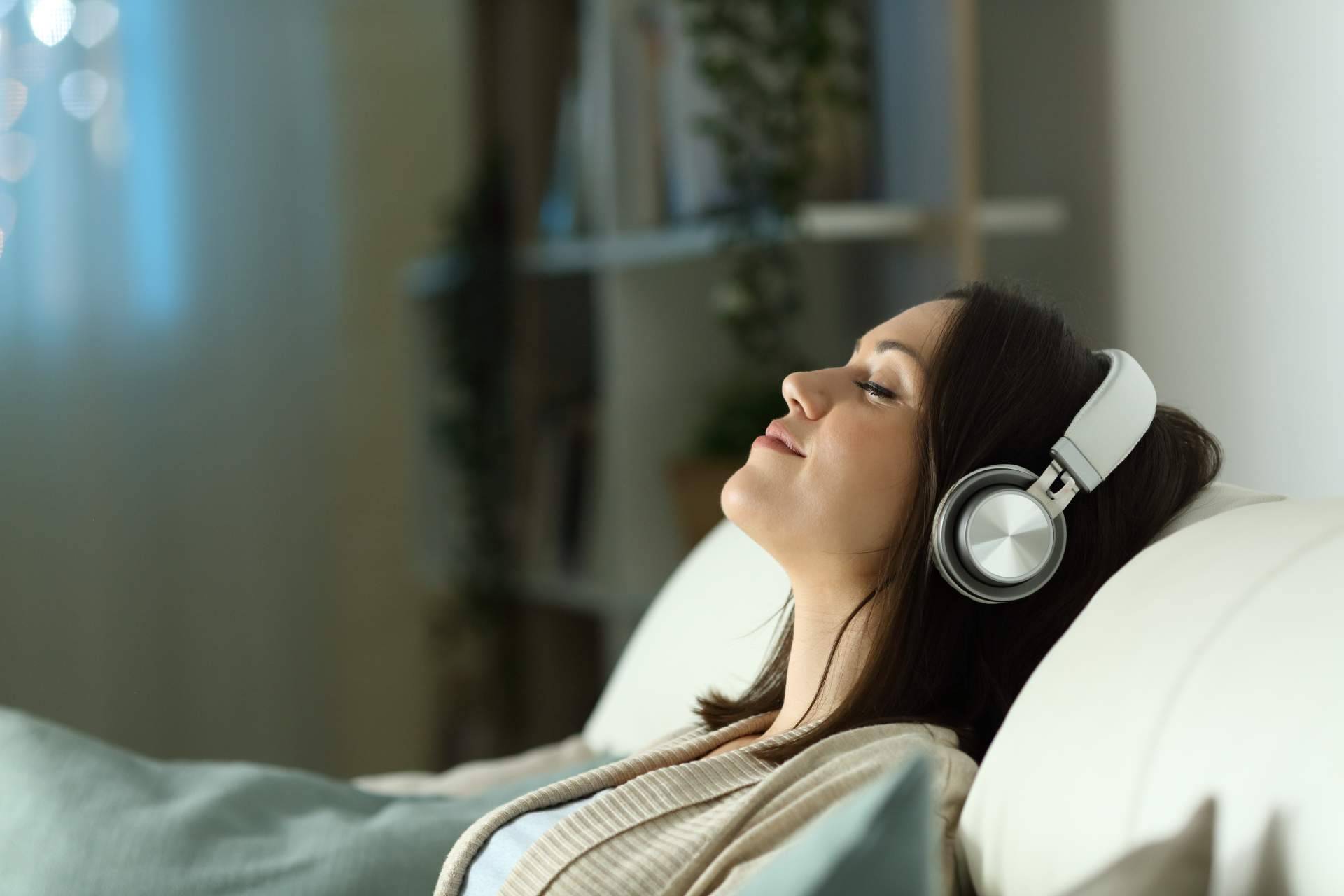 Más allá de la meditación con la onda cerebral Theta de Esther Garcés