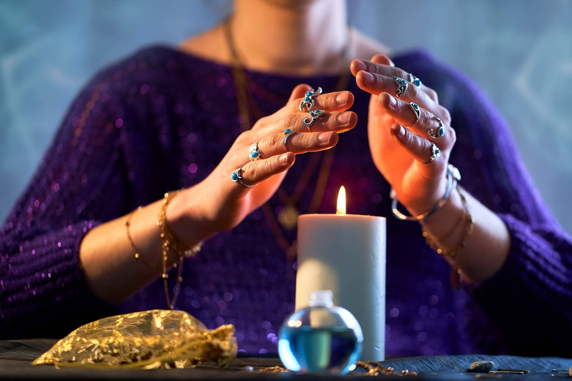 La tienda de velas Bindi, descubrir el mensaje de las velas cuando queman