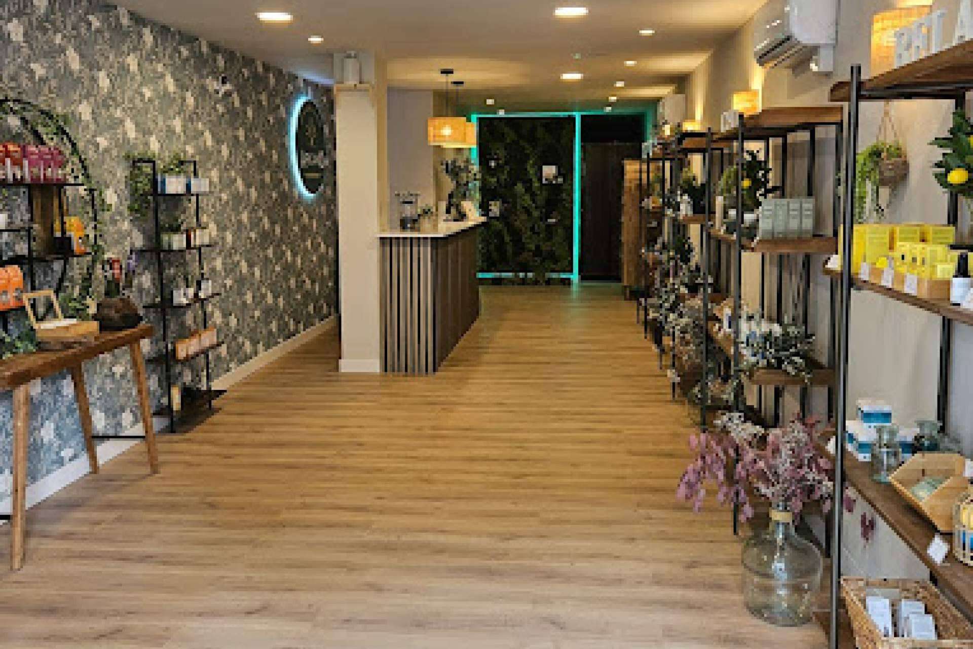 Entrevista al equipo de Arkano CBD, referentes en cannabis medicinal con la producción y venta de productos de calidad