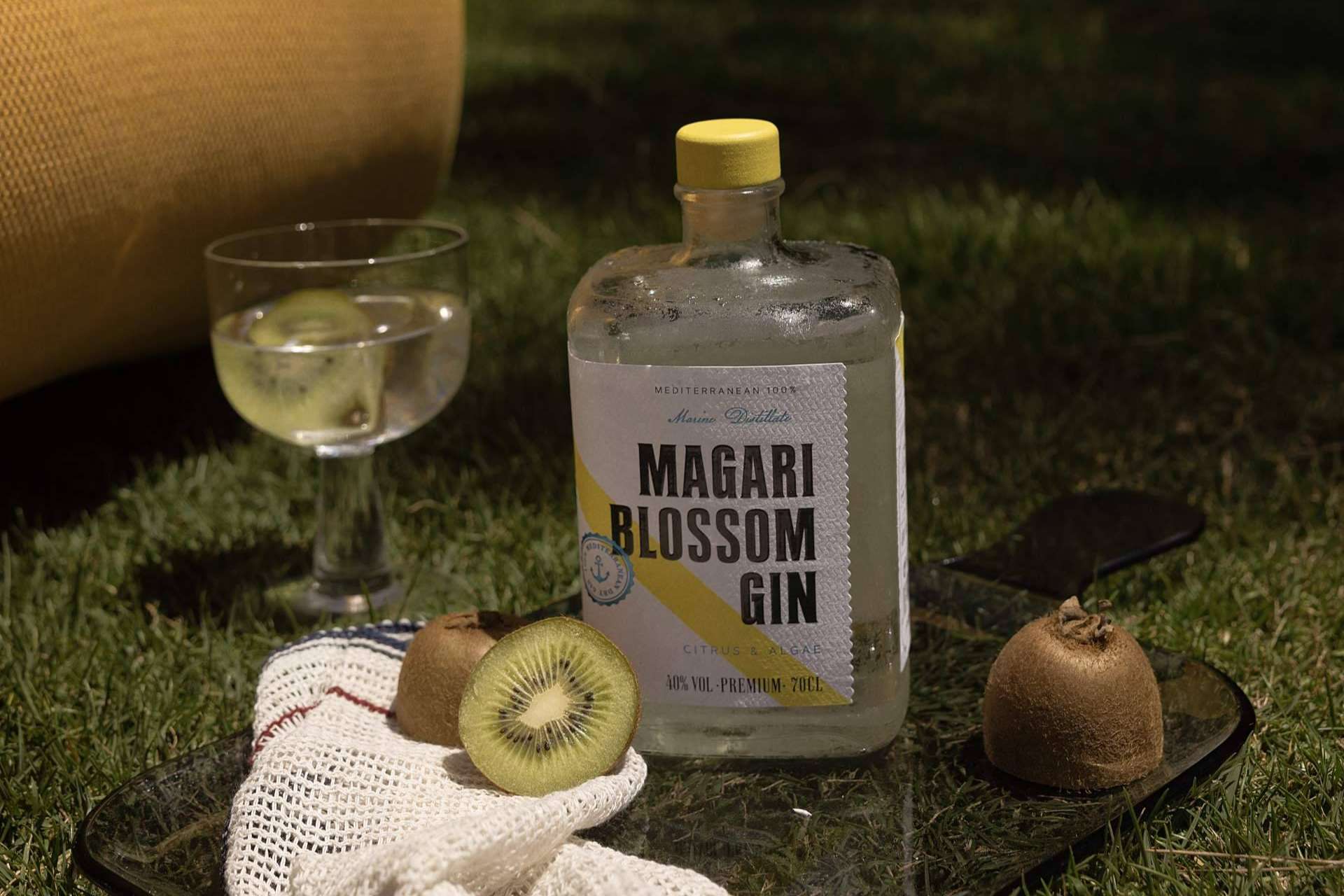 MAGARI BLOSSOM Premium GIN 70 cl Citrus & Algae; Un Brindis al Sabor del Mar