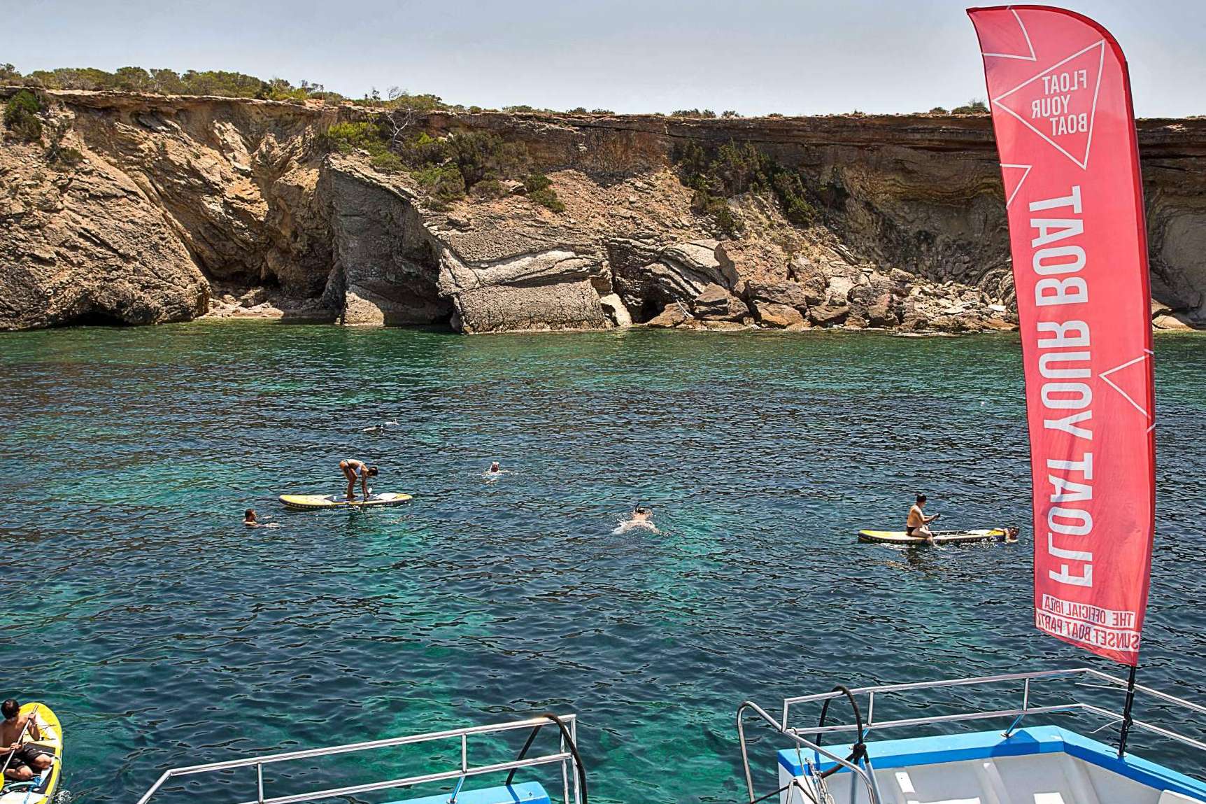 La conexión entre deporte y naturaleza en Ibiza con Float Your Boat
