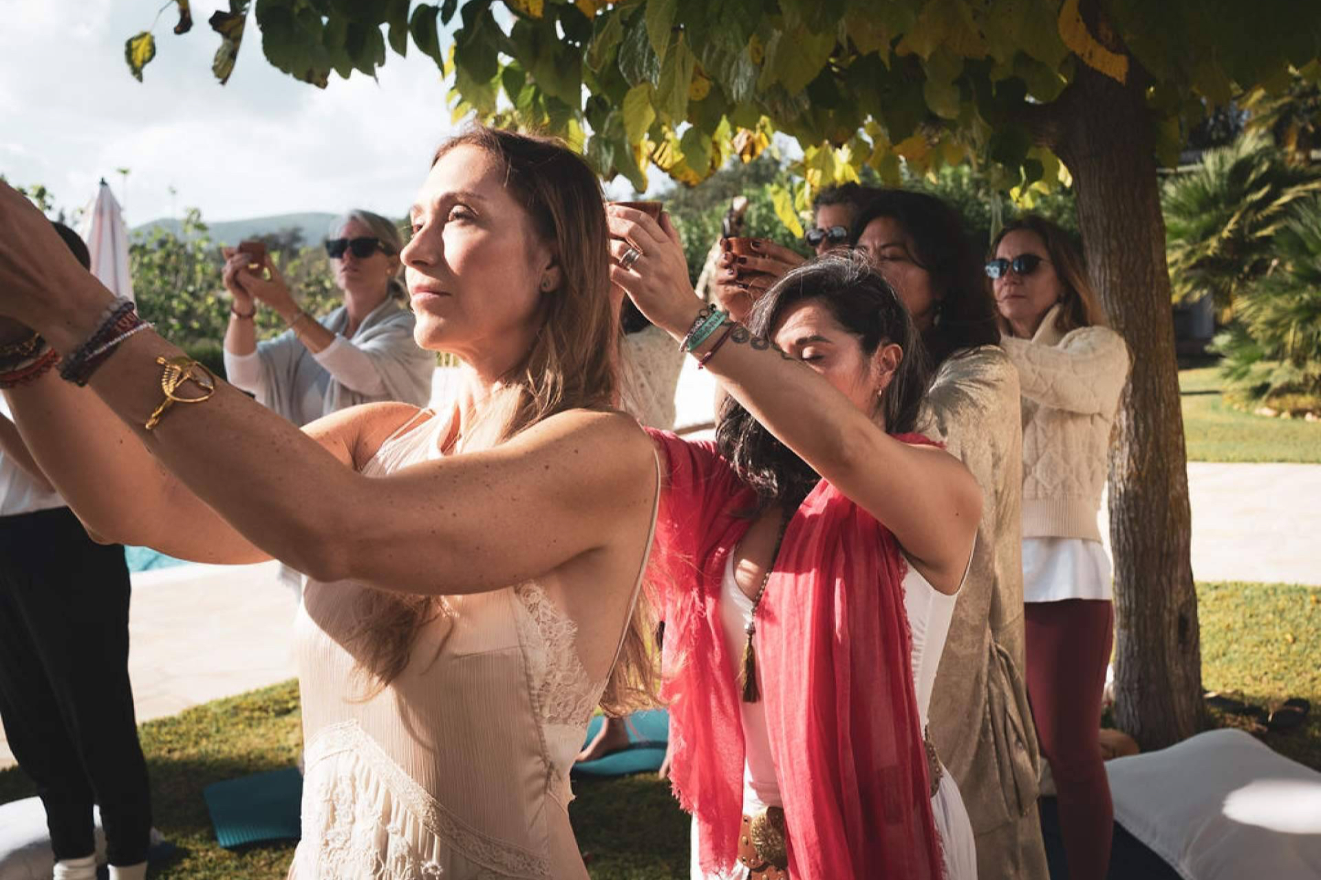 'Mujer Raíz'; el retiro en Ibiza que devolvió paz y poder a las mujeres vuelve del 20–23 marzo